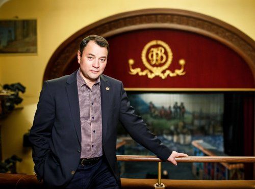 Директор театра им. Волкова Юрий Ютин задержан по делу о хищении 200 миллионов рублей