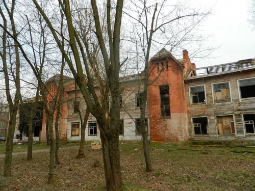 В Ярославле снесли здание школы, где училась Валентина Терешкова. Градозащитники намерены обратиться в прокуратуру