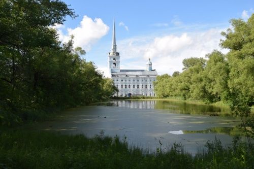 Росимущество не выполняет обязательства по содержанию Петропавловского парка в Ярославле. Власти обратились в полицию и прокуратуру