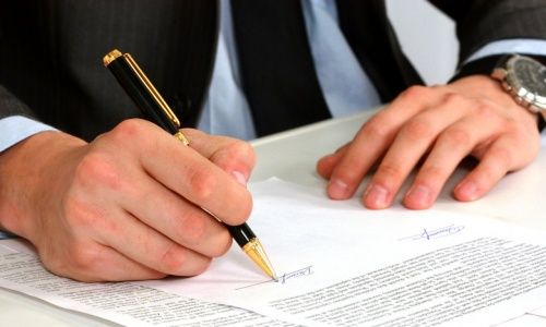 Чиновники мэрии Ярославля забыли указать в декларациях недвижимость и автомобили