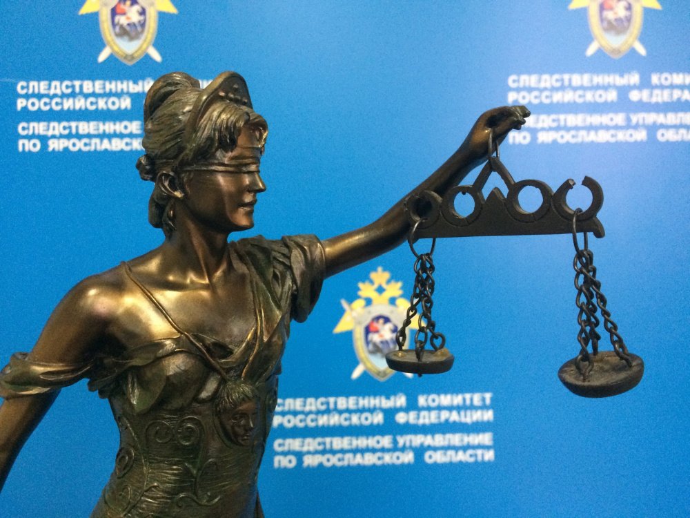 В Ярославле директор предприятия дал взятку сотрудникам МЧС в размере 100 тысяч рублей
