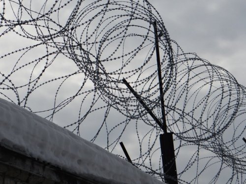 УФСИН и прокуратура опровергли информацию о голодовке и еде с лопаты в угличском ЛИУ-9