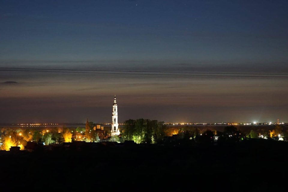 Открыли сбор средств на подсветку колокольни в Поречье-Рыбном — самой высокой сельской колокольни в России