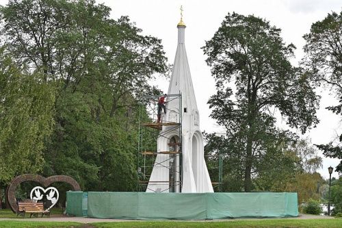 Ярославскую часовню с тысячерублевой купюры отремонтируют только к концу высокого туристического сезона