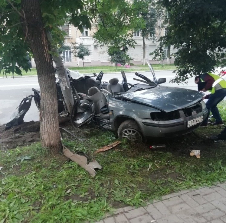 ДТП в Ярославле на улице Свободы: среди пострадавших две 18-летние девушки