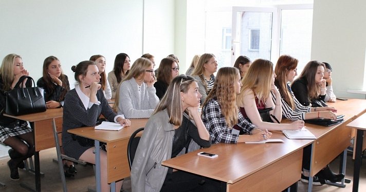 В ярославском вузе продлили дистанционное обучение еще на две недели