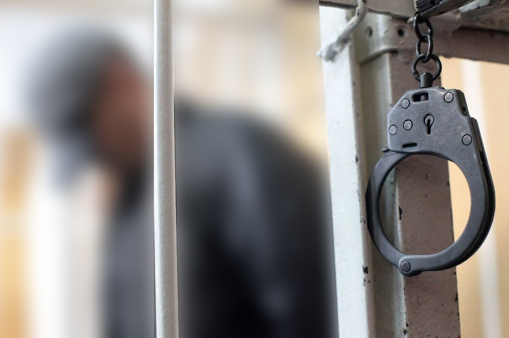 В Ярославской области вор вынес из дома пенсионерки украшения и технику на 470 тысяч рублей
