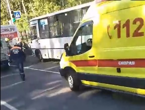 Перевозчик решил, что сделать с водителем автобуса, устроившим ДТП на проспекте Дзержинского
