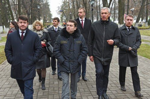 Замминистра ЖКХ потребовал благоустроить все дворы в Ярославле