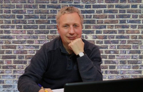 Виктор Макеев-Гурьянов уволен с поста директора «Агентства по муниципальному заказу ЖКХ» Ярославля, его обязанности исполняет Сергей Тихомиров
