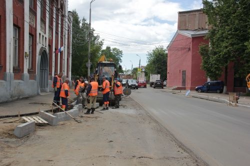 Комсомольскую площадь в Ярославле пообещали отремонтировать до конца июня