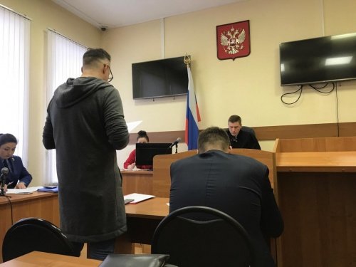 Эксперт по административному делу Кирилла Попутникова, который сфотографировал оскорбительную надпись в отношении Путина на стене ярославского УМВД: «Выяснить, к какому именно лицу обращено высказывание, не представляется возможным»