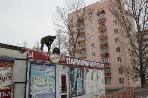 Вместо мини-рынка в Крестах появится торговый центр. А рядом, возможно, жилой дом
