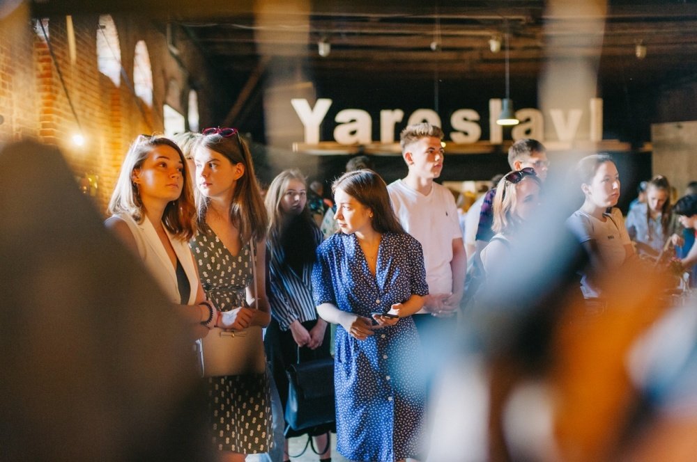 «Ох! Маркет» в культурном центре TEXTIL: 1000 вещей к лету, мастер-класс о запоминании английских слов, лекция о семейном бизнесе. Программа выходного