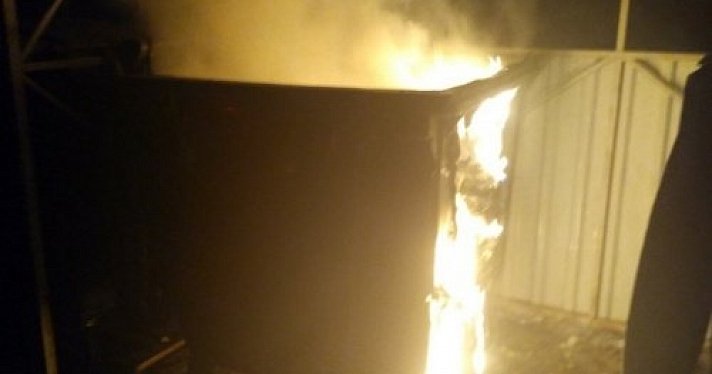 В Ярославле нашли бомжа, поджигавшего мусорные контейнеры_158388