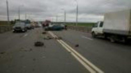 В Ярославле на окружной дороге столкнулись «Вольво S40» и «Митсубиси Галант» 