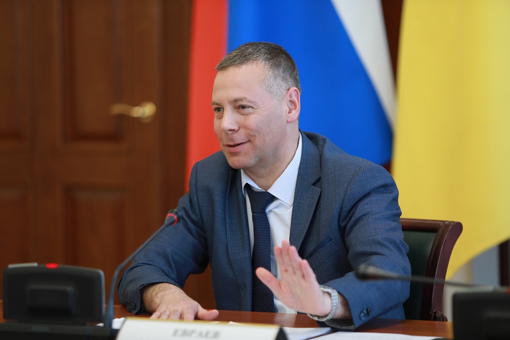 Михаил Евраев предложил магазинам маркировать ярославские продукты особыми ценниками