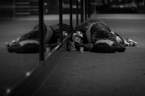 СК: В Ярославле найдено тело бездомного мужчины