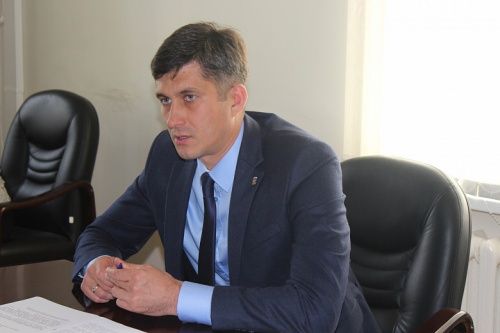Артур Ефремов — Владимиру Слепцову: «Курс на открытость в работе с депутатским корпусом принес свои плоды»