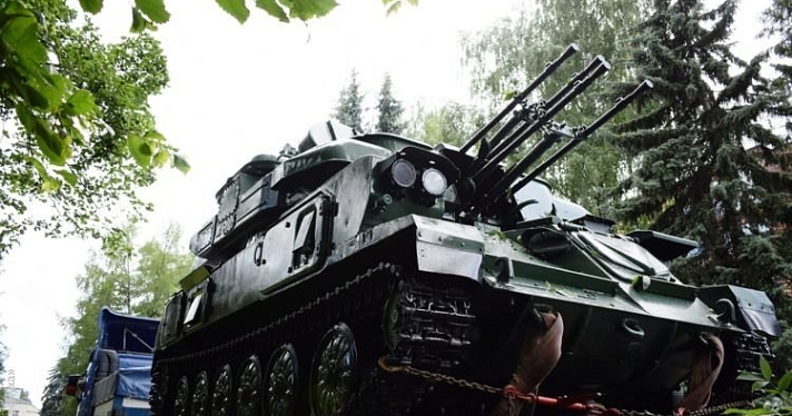 В Рыбинске накануне дня ВДВ установили новый военный монумент: фото_165395