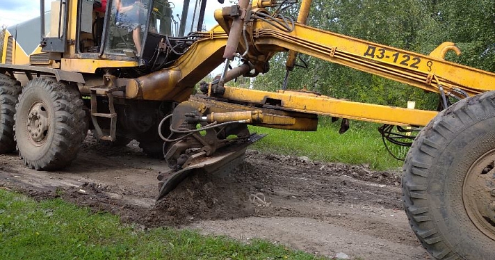 В Рыбинске приступили к выравниванию дорог