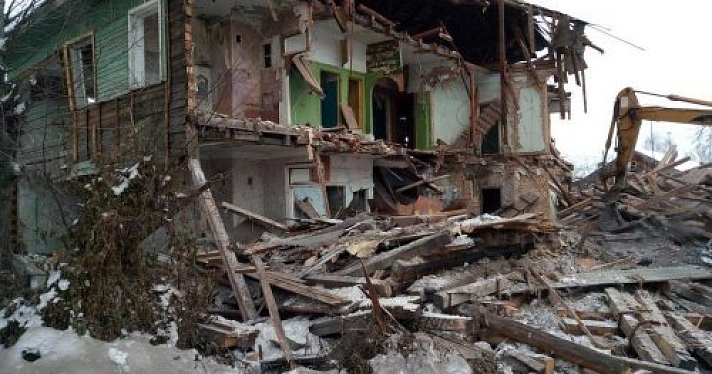 В поселке Текстилей горел очередной расселенный дом