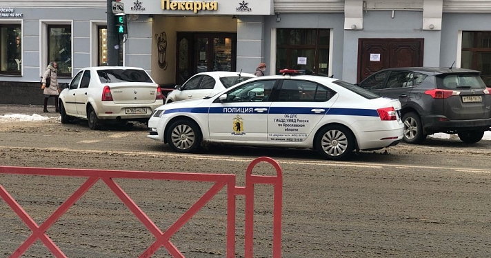Ярославский сотрудник ГИБДД отказался от взятки в размере 105 тысяч рублей