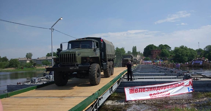 В Некрасовском открылась понтонная переправа через Солоницу_158554