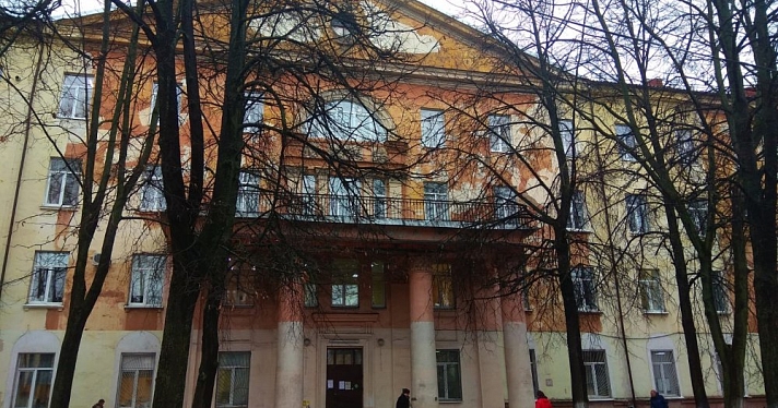 Поликлинику № 1 переоборудовали под «красную зону»: где будут принимать пациентов