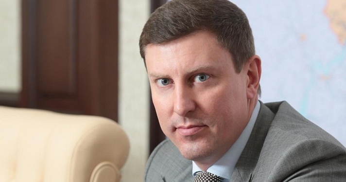 Президент наградил председателя ярославского правительства медалью