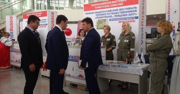 Дмитрий Миронов хочет научиться летать на самолете