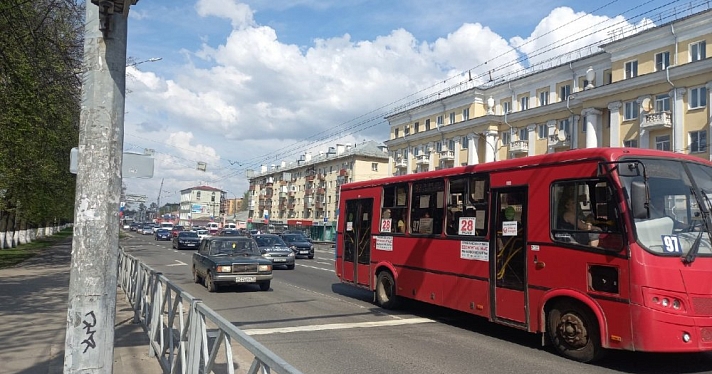 Ярославль встал в девятибалльные пробки: где именно