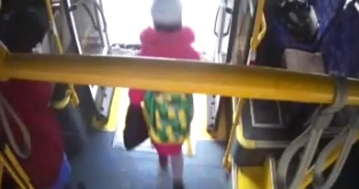 Собственника маршрутки оштрафуют за высаженного ребенка в Ярославле