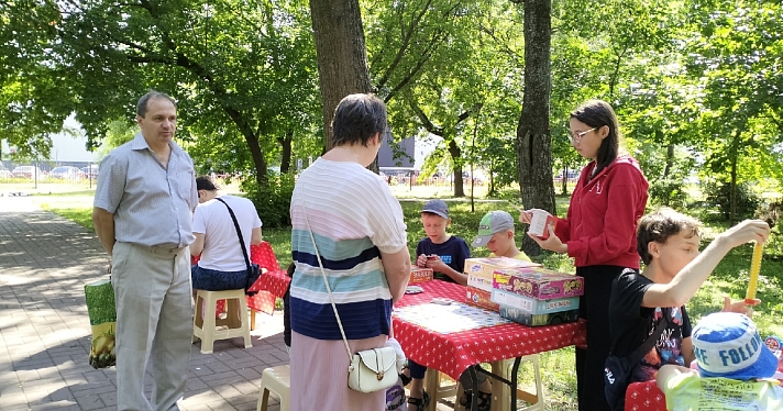 В Бутусовском парке открылся фестиваль «Ярославское книжное обострение»_216113