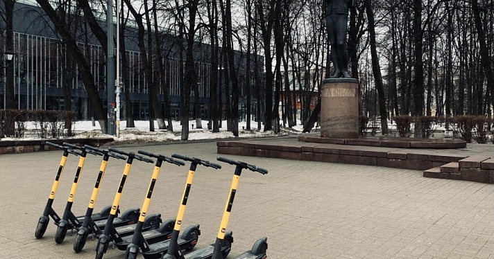 В Ярославле открылся сезон проката электросамокатов