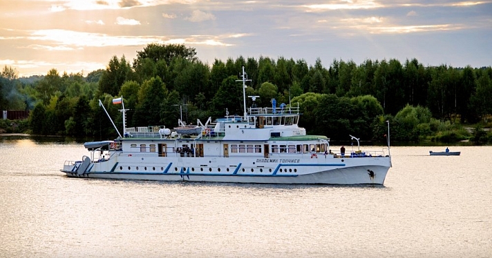 Из Ярославля стартовала экспедиция ученых, которые изучат параметры водной среды Волги
