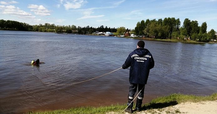 Ярославские водолазы проверили дно Которосли на Центральном пляже