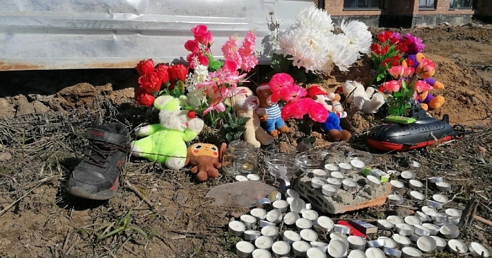 Помощь оказывали очевидцы: момент наезда пьяного лихача на детей в Рыбинске попал на камеры