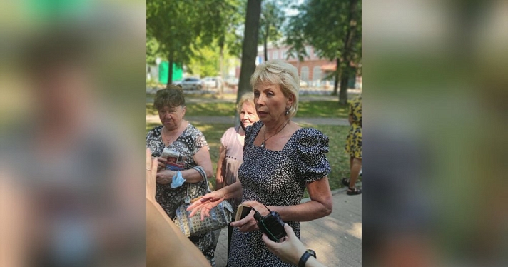 Депутат Лариса Ушакова: Старые деревья — опасность для детей