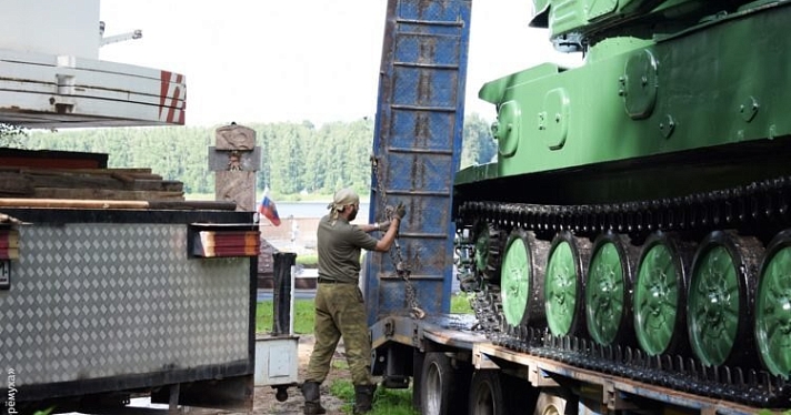 В Рыбинске накануне дня ВДВ установили новый военный монумент: фото_165397