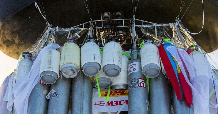 За сутки аэростат Федора Конюхова пролетел более 500 километров_100097